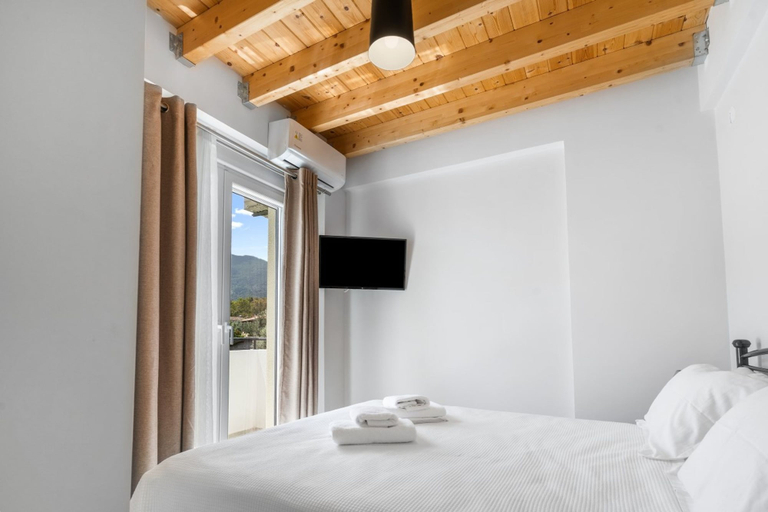 Bedroom 5, Miralis Apartments, Ionian Islands