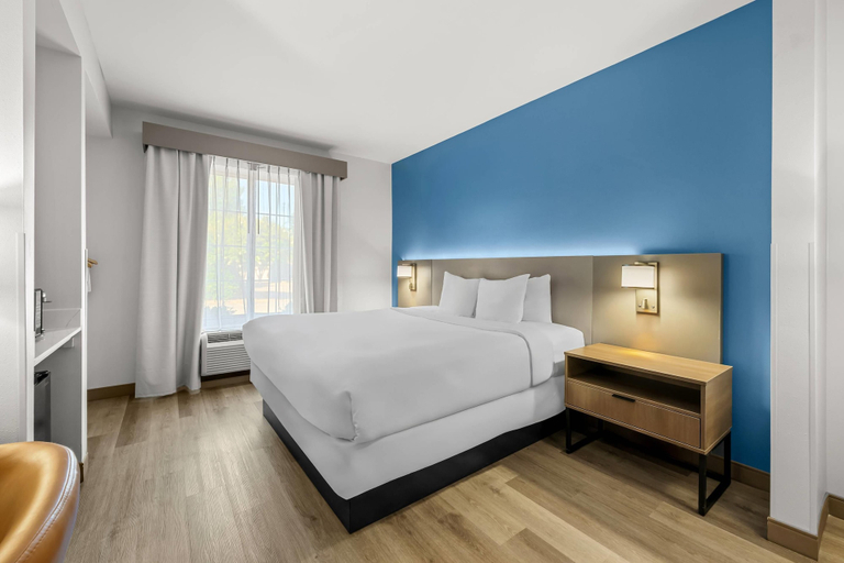 Bedroom 3, Comfort Suites Rock Hill Manchester Meadows Area, York