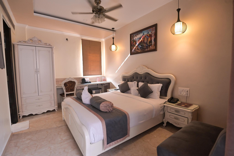 Bedroom 3, Shree Ganesha Palace, Varanasi