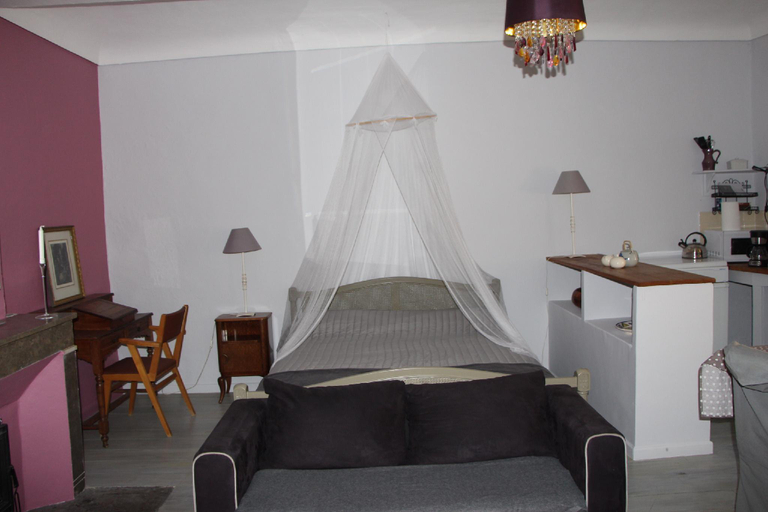 Bedroom 2, Maison Anila, Gard