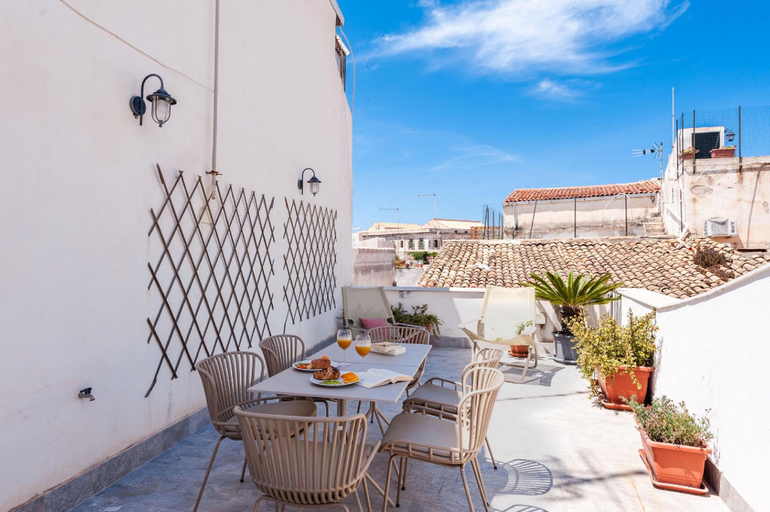 Others 5, Five Stars Sicily Andromeda two rooms apartment, Syracuse