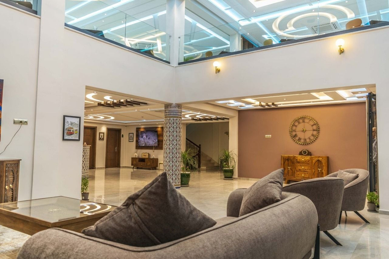 Others 2, Hotel Rherssllah, Nador