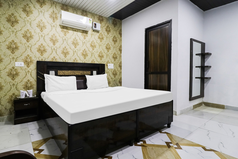 Bathroom, OYO 71898 9 inn stays, Ludhiana