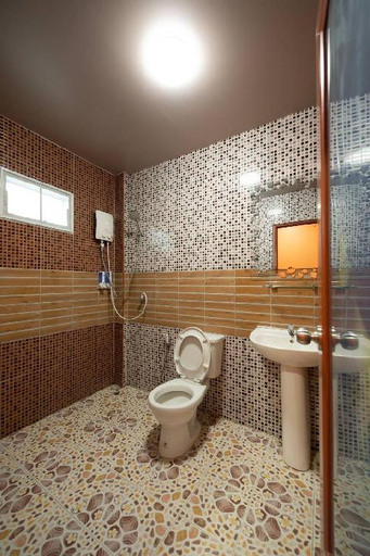 Bathroom, Phu San Dao Resort, Sattahip