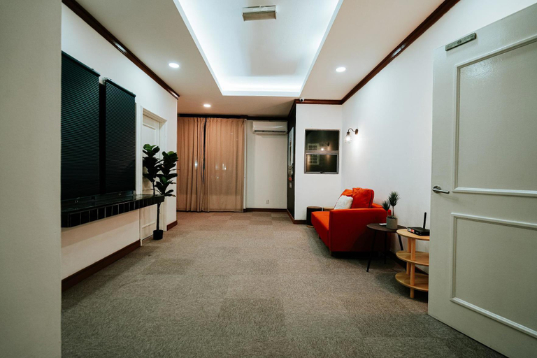 Others 5, Tanjong Subang Jaya (Self Check-In), Subang Jaya