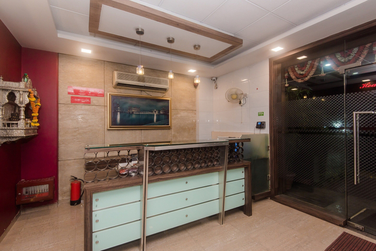 Others 5, Hotel O Solitaire, Thane