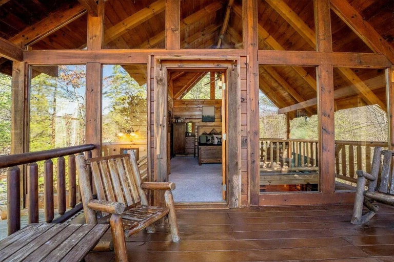 Others 4, Bear Hug #18 1 Bedroom Cabin, Sevier