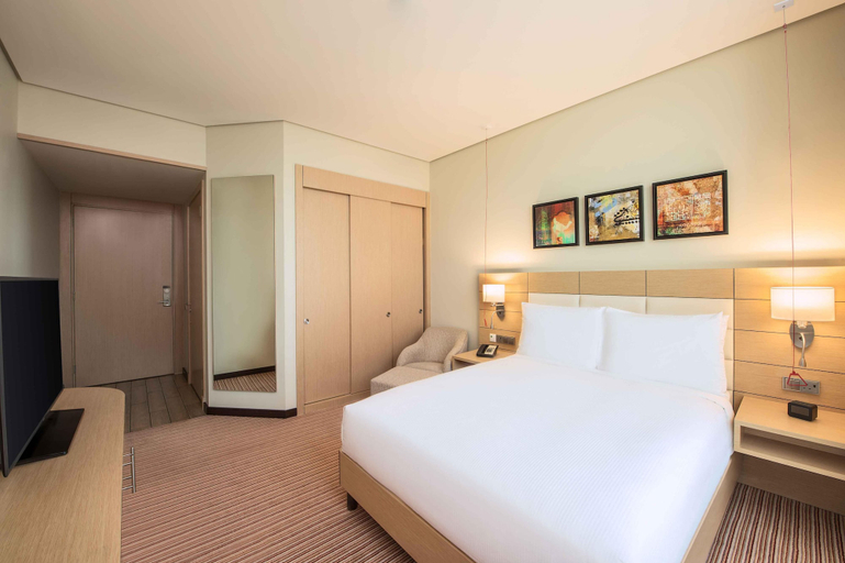 Bedroom 3, Hilton Garden Inn Al Khobar, Al Khobar