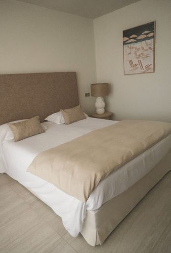 Bedroom 3, Hotel Pineto, Haute-Corse