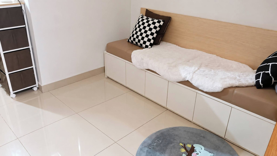 Others 1, Charming 2BR Apartment With Pool View in Vibrant Pasay City, Pasay City