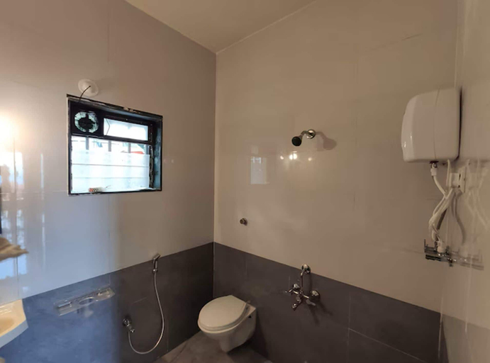 Bathroom 3, Thavika Sky County - Dapoli, Ratnagiri