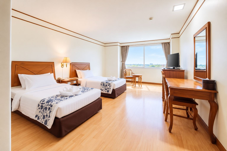 Bedroom 4, Morakot Hotel Chumphon, Muang Chumphon