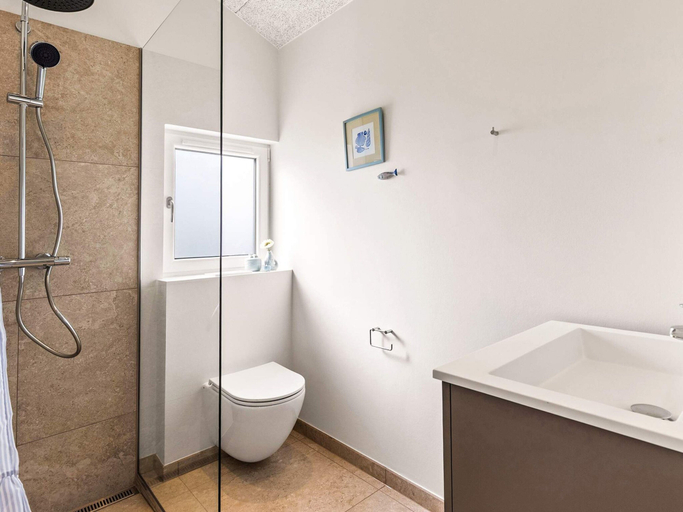 Bathroom 4, 5 Star Holiday Home in Glesborg, Norddjurs