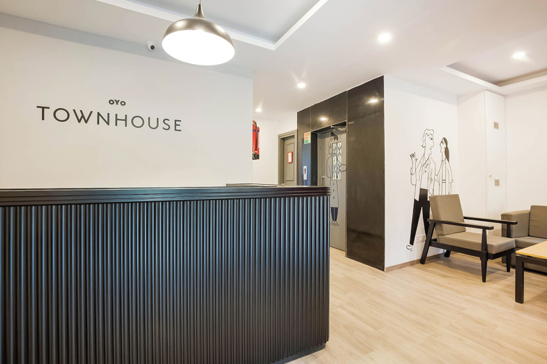 Others 5, Townhouse Lords Regency, Indore