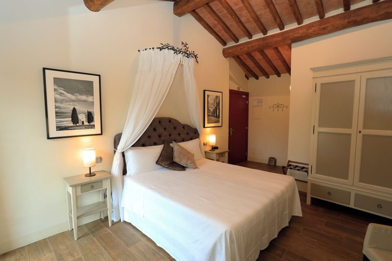 Bedroom 3, Molino di Foci, Siena