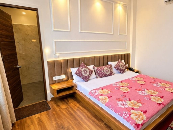 Bedroom 5, Hotel O Grand Park, Amritsar