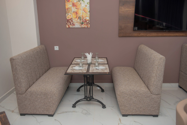 Others 4, Hotel Rherssllah, Nador