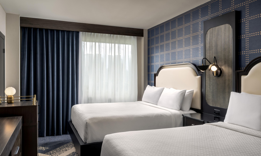 Bedroom 3, The Brock Niagara Falls Fallsview, Tapestry by Hilton, Niagara