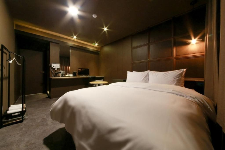 Bedroom 4, Hotel Moon, Anyang