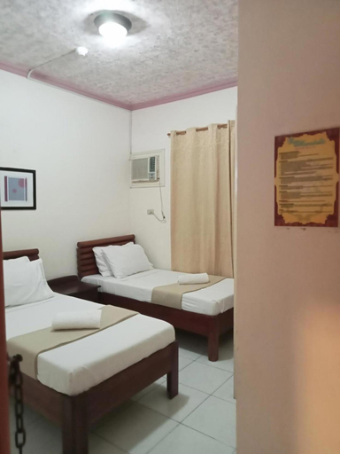 Bedroom 2, RedDoorz @ Casa Marabella Villamonte Bacolod City, Bacolod City