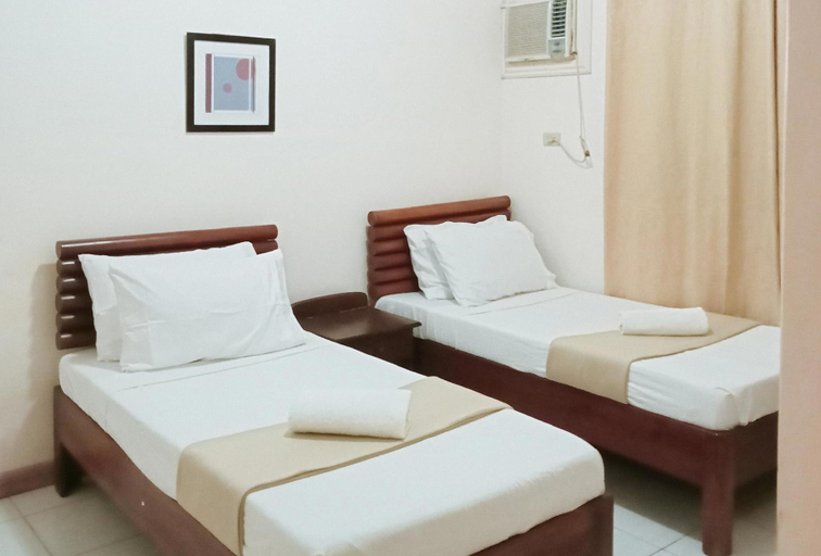 Bedroom 5, RedDoorz @ Casa Marabella Villamonte Bacolod City, Bacolod City