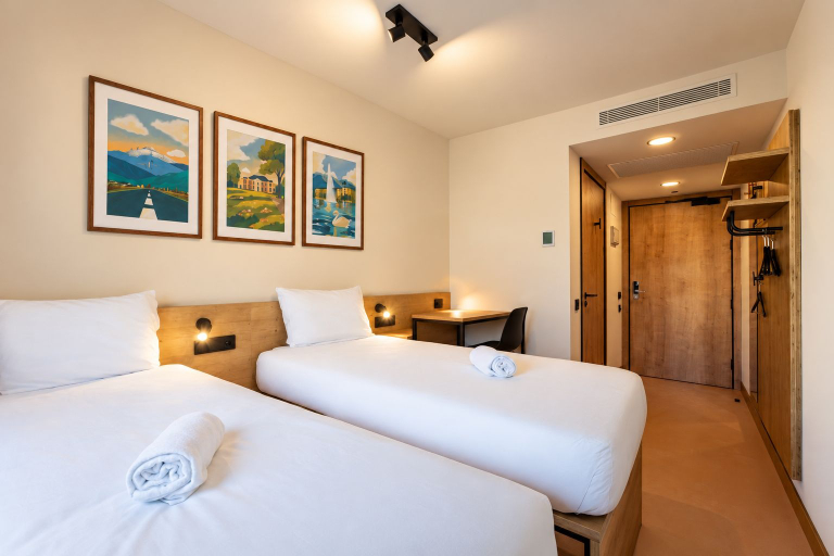 Others 4, easyHotel Geneva Airport Ferney Voltaire, Ain