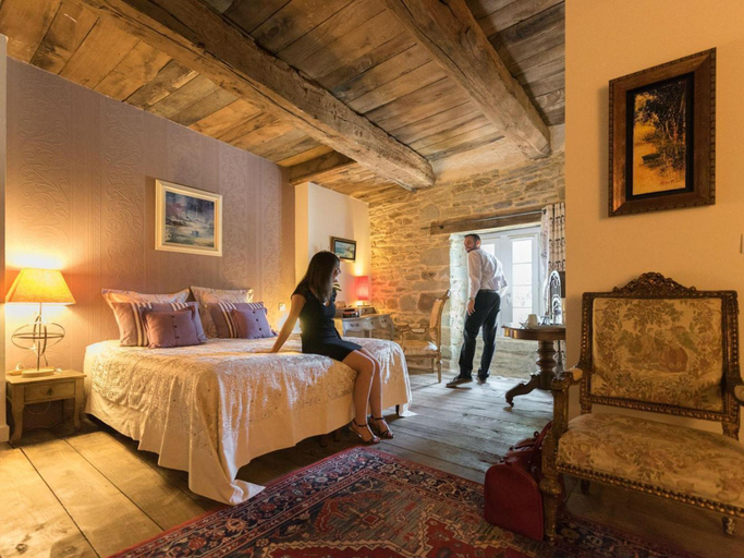 Bedroom 2, Manoir Desnachez, Morbihan