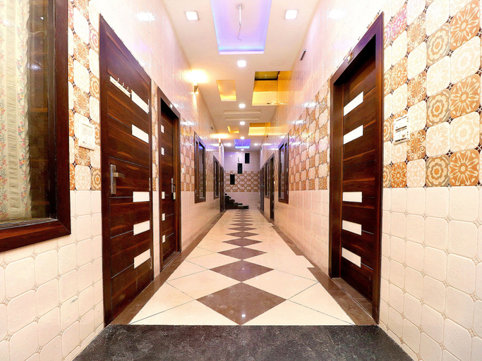 Others 5, Hotel O Max, Jalandhar