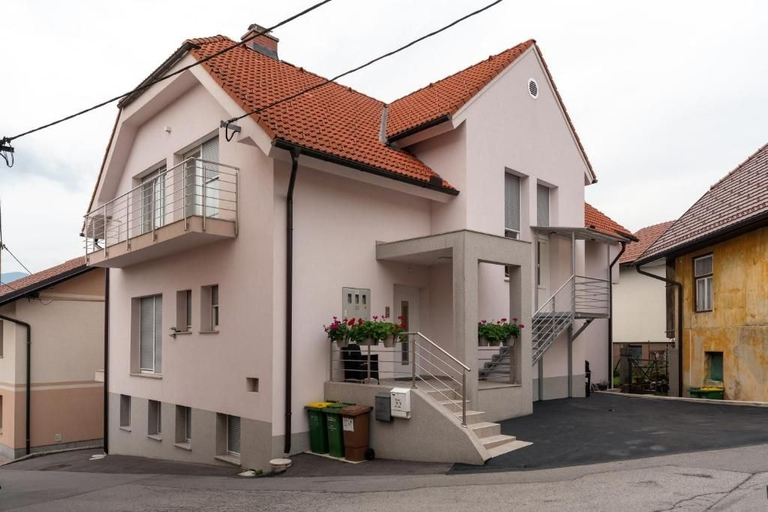 Exterior & Views, Vila Cerkniško jezero, Cerknica