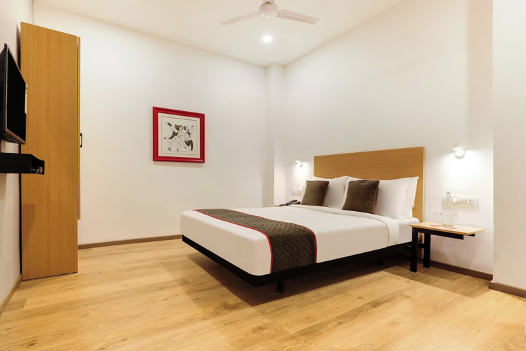 Others 5, Townhouse Golden Avenue Road, Amritsar