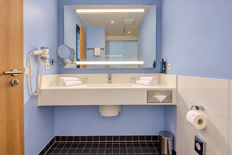Bathroom 5, Seminaris Sunday Campus Hotel Berlin, Berlin