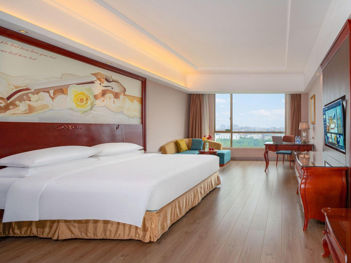 Bedroom 3, Vienna International Hotel (Dongguan Chang'an North Station, Guangdong), Dongguan
