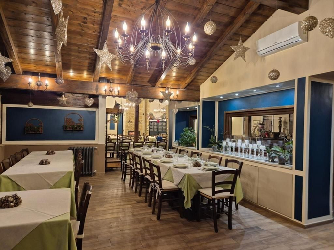 Food & Drinks 3, LA COLLINA DEI CAVALIERI, Ancona