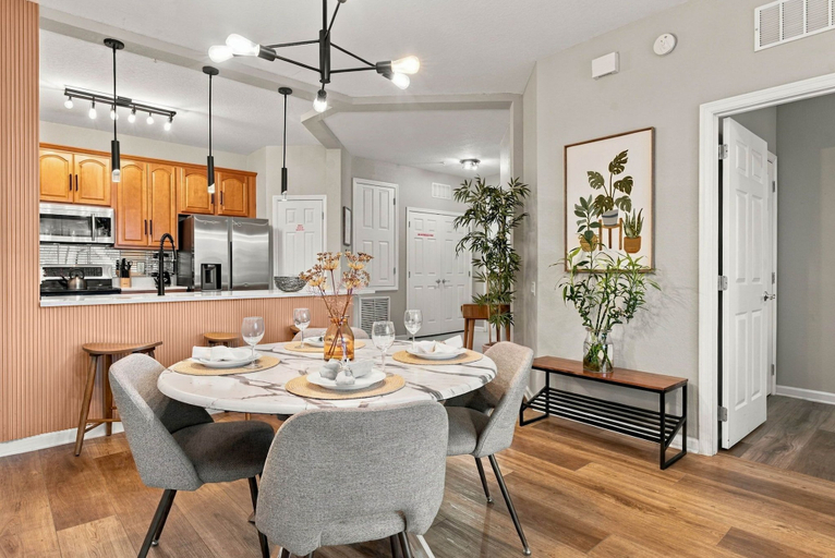 Others 3, Vista Cay 3BR Comfort Prime Location Sleeps 7, Orange