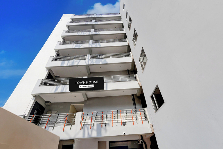 Others 3, Townhouse Sector 18 Udhyog Vihar, Gurgaon