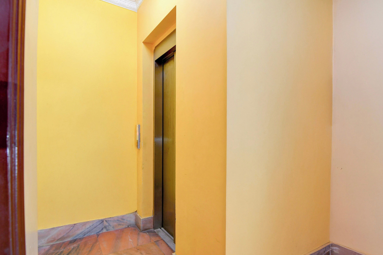 Others 4, Hotel O Shyam sundar Hotel, North 24 Parganas