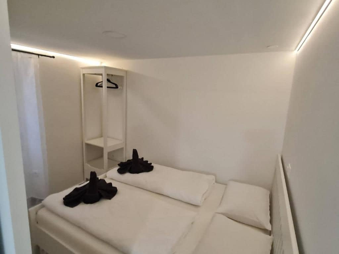 Bathroom 2, Apartment Seabed - One Bedroom Apartment, Piran