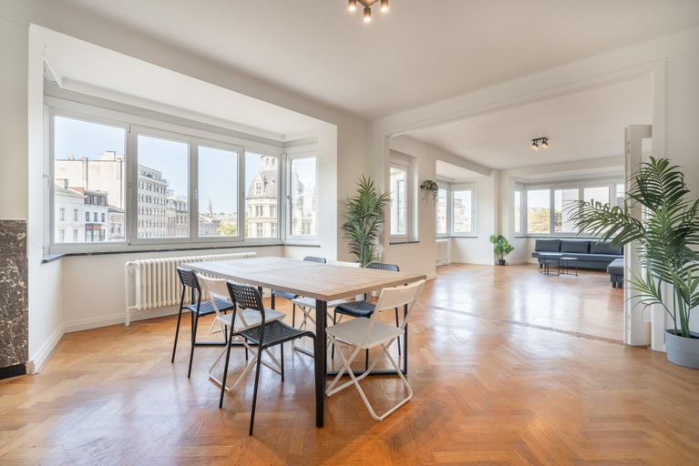 Others 2, Family Living Room With 3 Bedrooms, Antwerpen