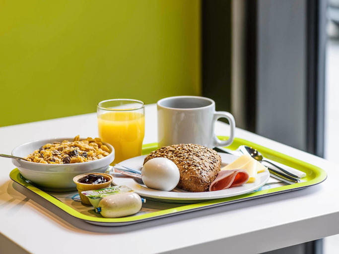 Food & Drinks, ibis budget Dommartin les Cuiseaux, Saône-et-Loire
