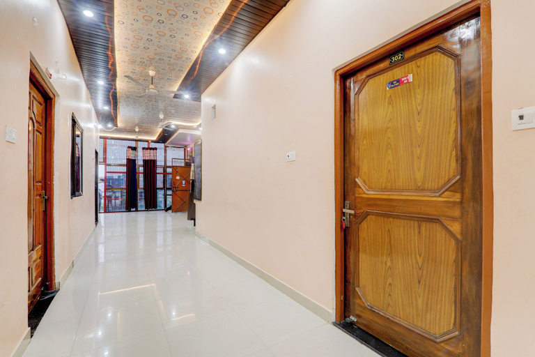 Others 3, Hotel O Saryu Ghat, Faizabad