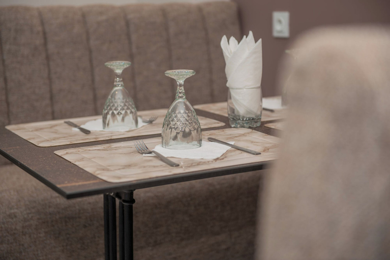 Others 5, Hotel Rherssllah, Nador