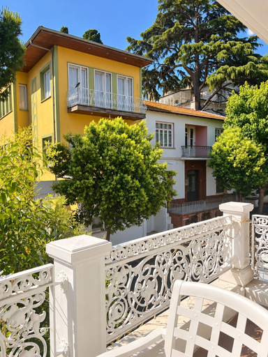 Exterior & Views 2, Buyukada Cankaya Hotel, Adalar
