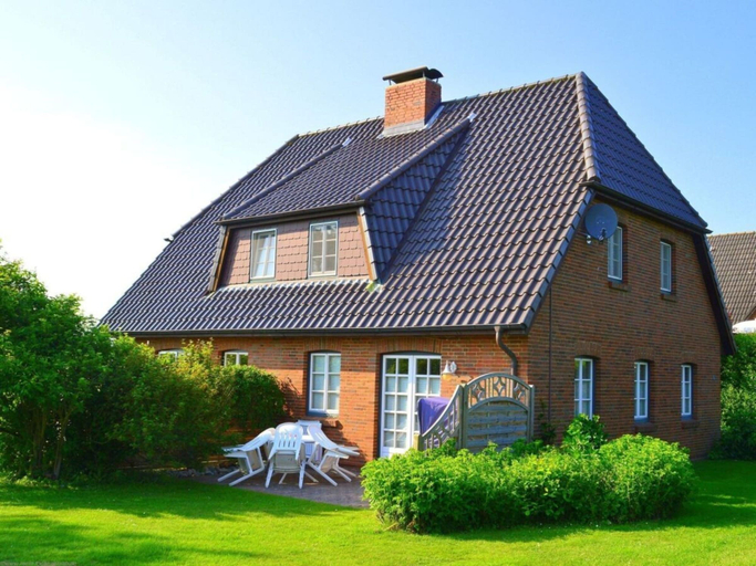 Others 5, Holiday Home in Wrixum With Swimming Pool, Nordfriesland