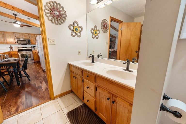 Bathroom 4, Little Little 2 Bedroom Cabin by RedAwning, Sevier