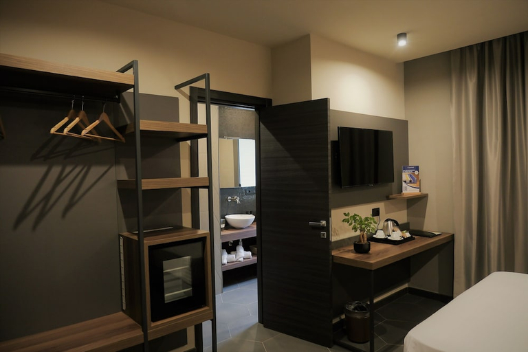 Bedroom 2, LAMBERTI BOUTIQUE HOTEL, Salerno