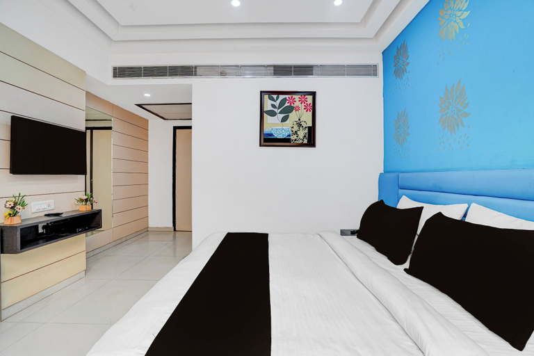 Others 5, Palette A Lux Corporate Townhouse Near 3, Gautam Buddha Nagar