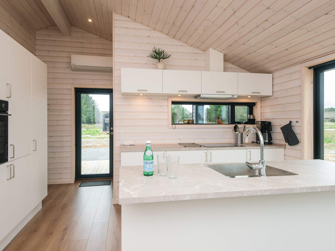 Others 3, 5 Star Holiday Home in Romo, Tønder