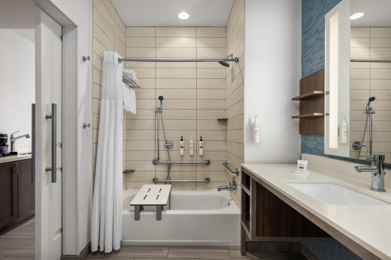 Bathroom 4, Hilton Garden Inn Santa Barbara / Goleta, Santa Barbara