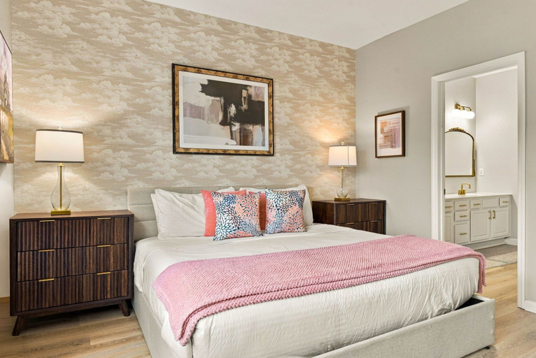 Others 4, Stylish Vista Cay 3br, Comfort at a Prime Location, Orange
