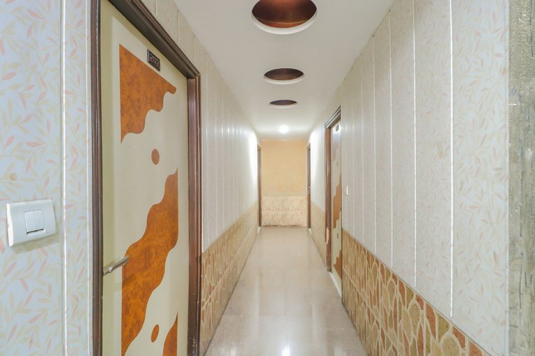 Others 5, Hotel O Shiv Pukhraj, Ludhiana